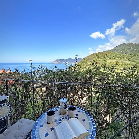 Pietra Azzurra, Newly Renovated Apartment Корниглия Екстериор снимка