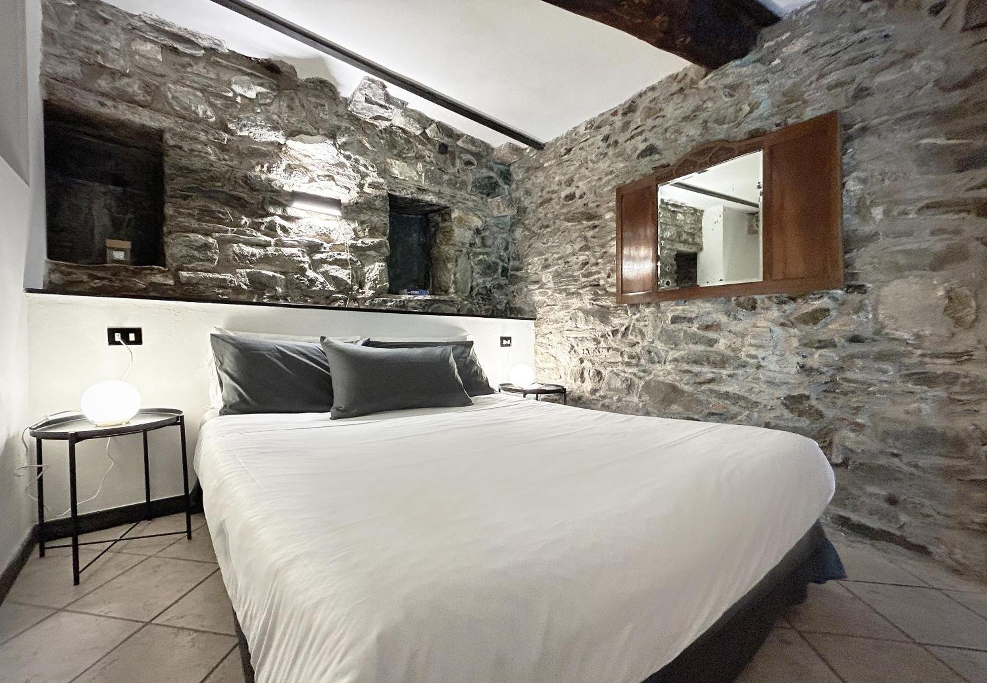 Pietra Azzurra, Newly Renovated Apartment Корниглия Екстериор снимка