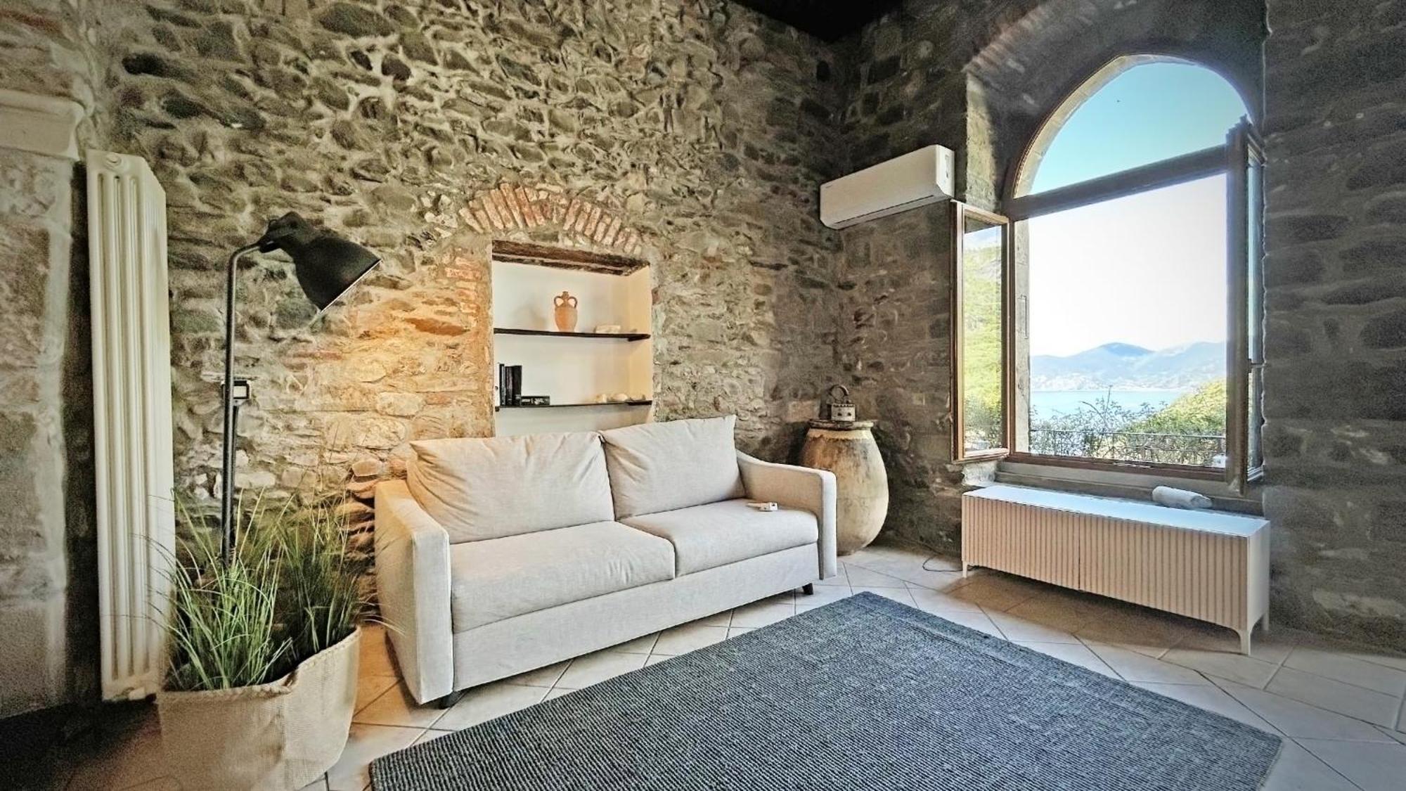 Pietra Azzurra, Newly Renovated Apartment Корниглия Екстериор снимка